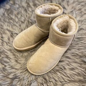 Women’s UGG Classic Mini II Boot